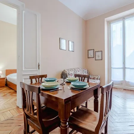 Guesthost - Elegant In S Quadrilatero Apartment Turin
